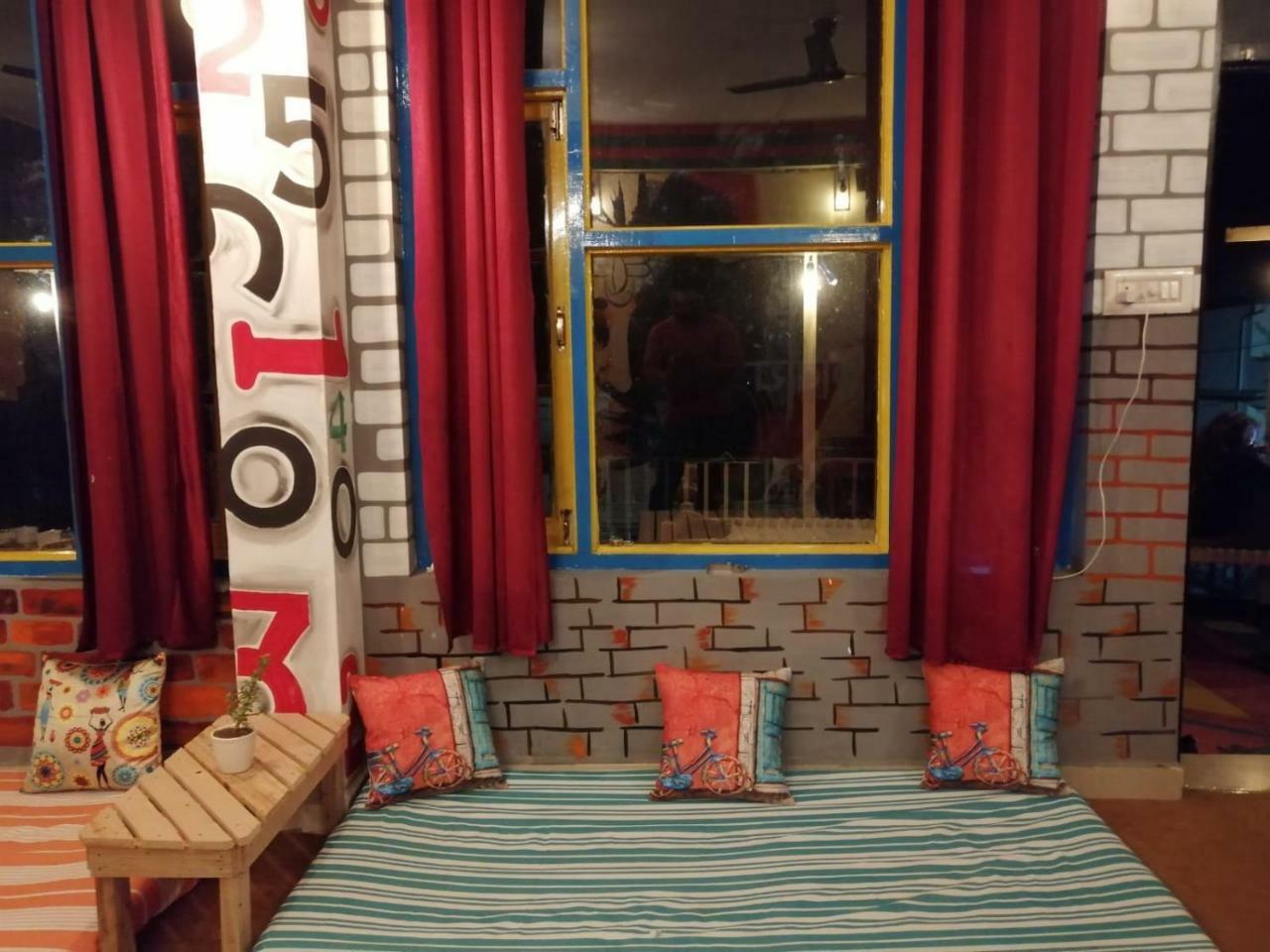 La Vaca India Mcleodganj Hostel McLeod Ganj Exterior foto